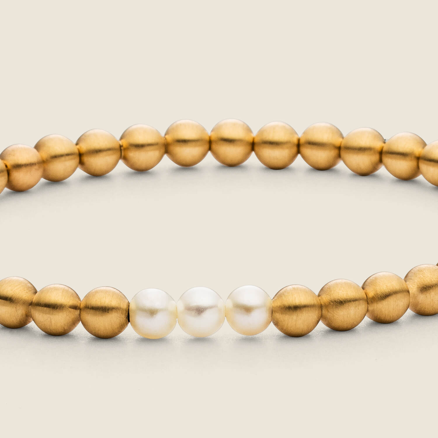 Golden Sphere Armband