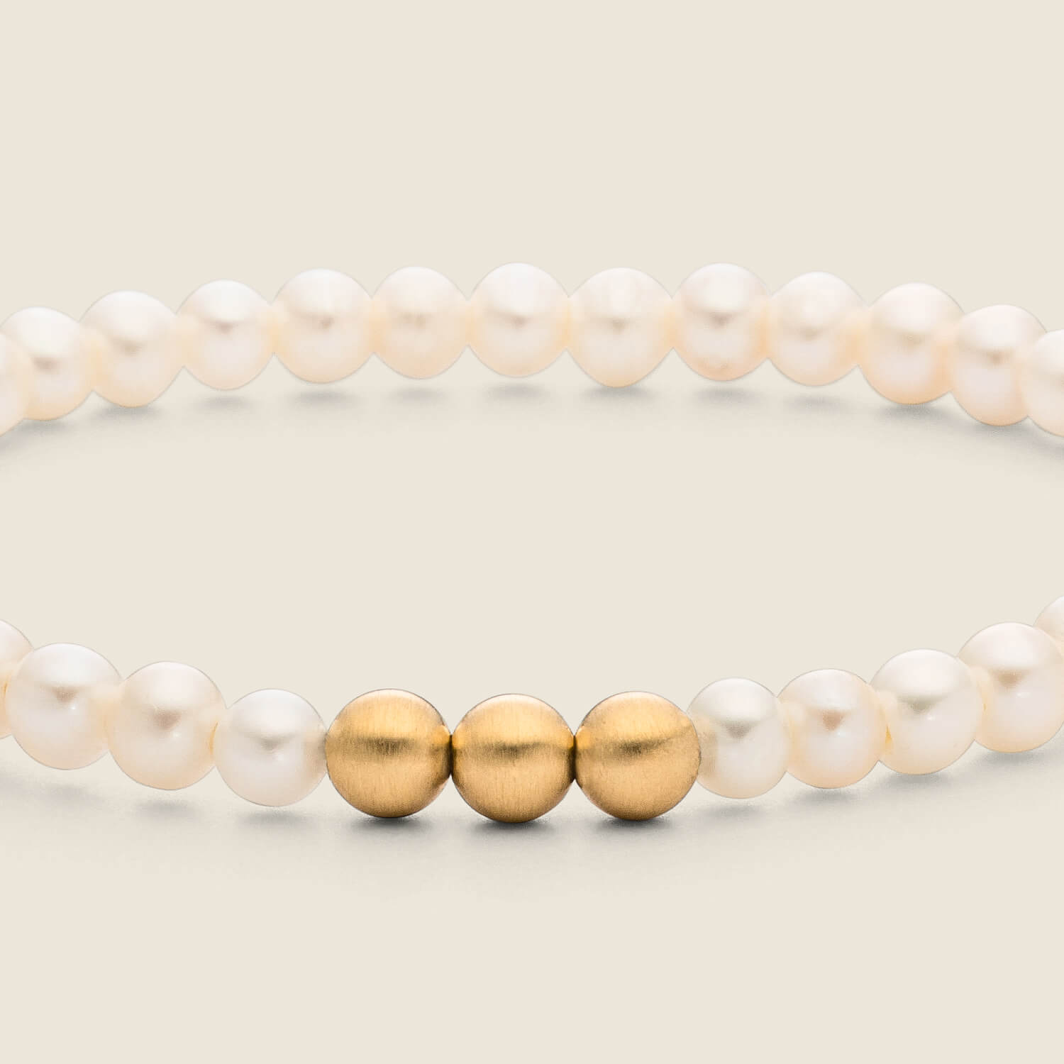 Golden Sphere Armband