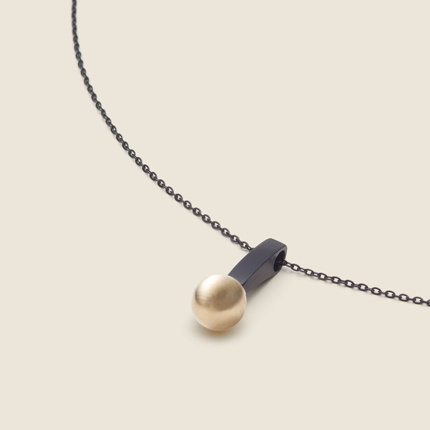 Golden Sphere Anhänger