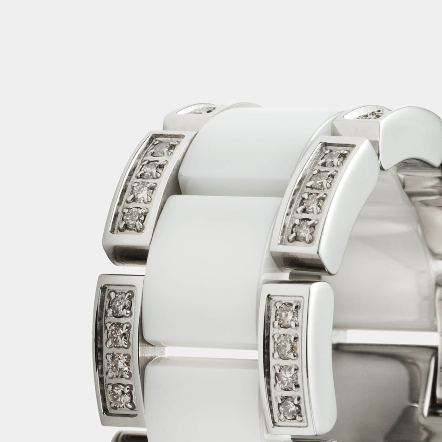 Infinity Gliederring, Keramik