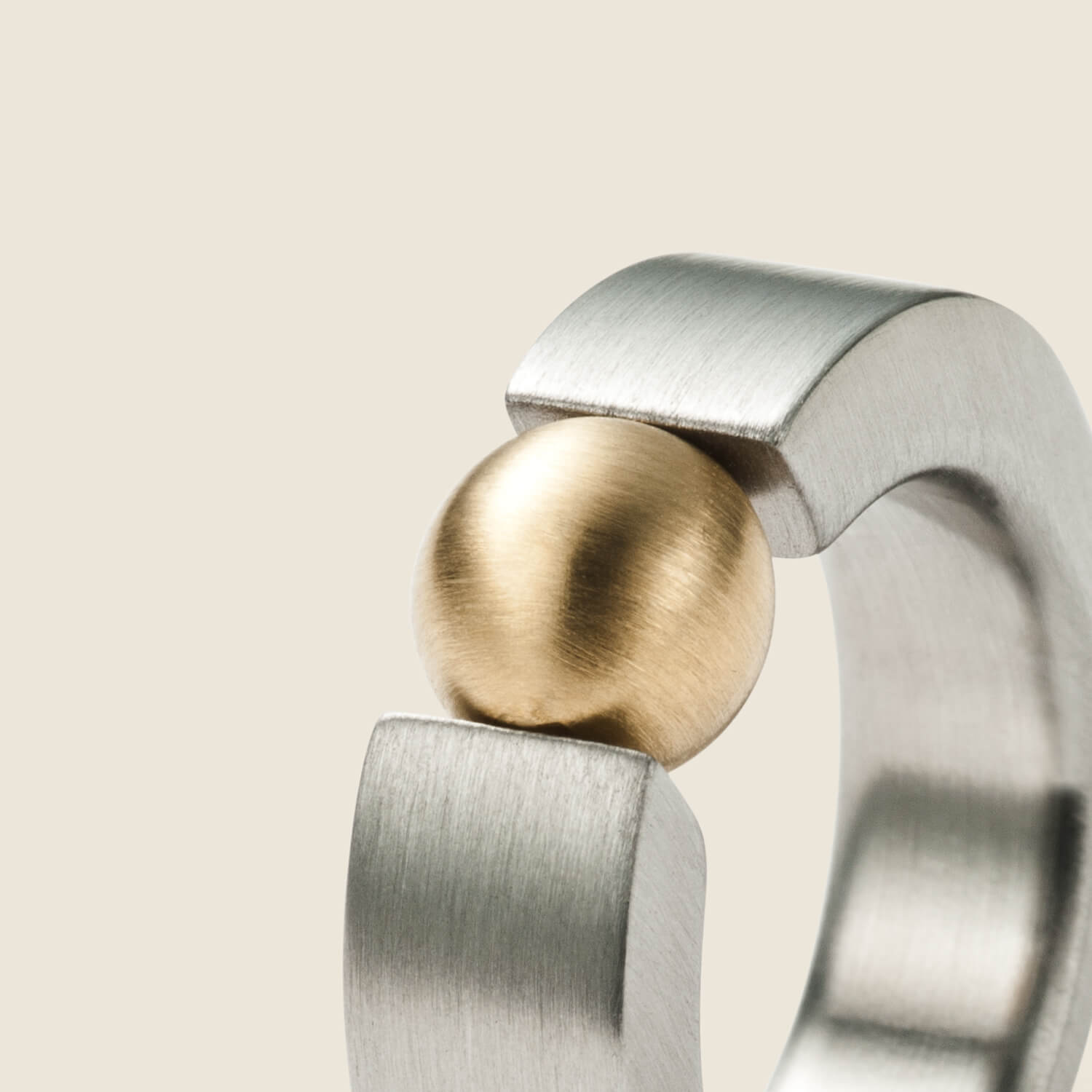 Sphere Spannring, Gold