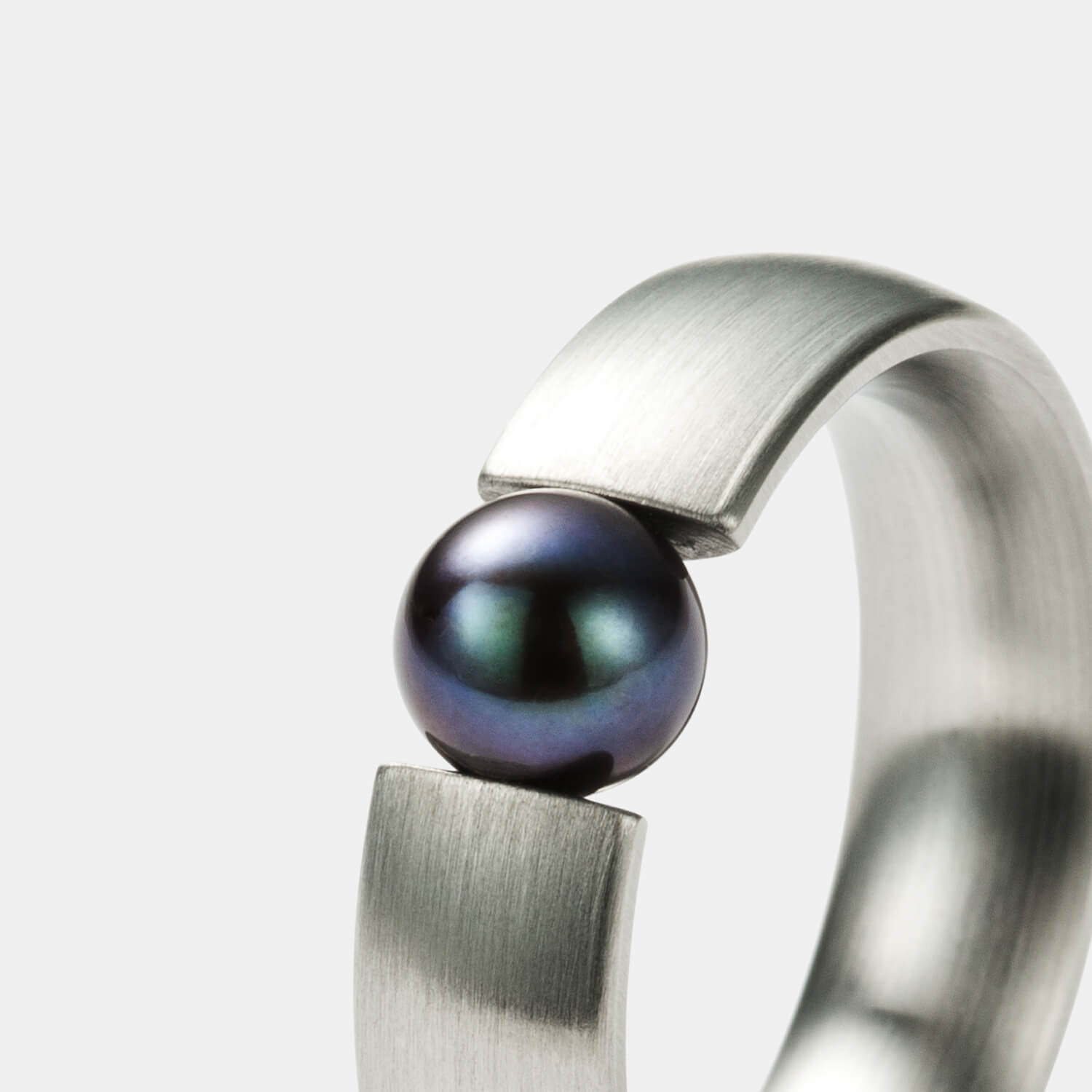 Sphere Spannring, Süßwasserperle