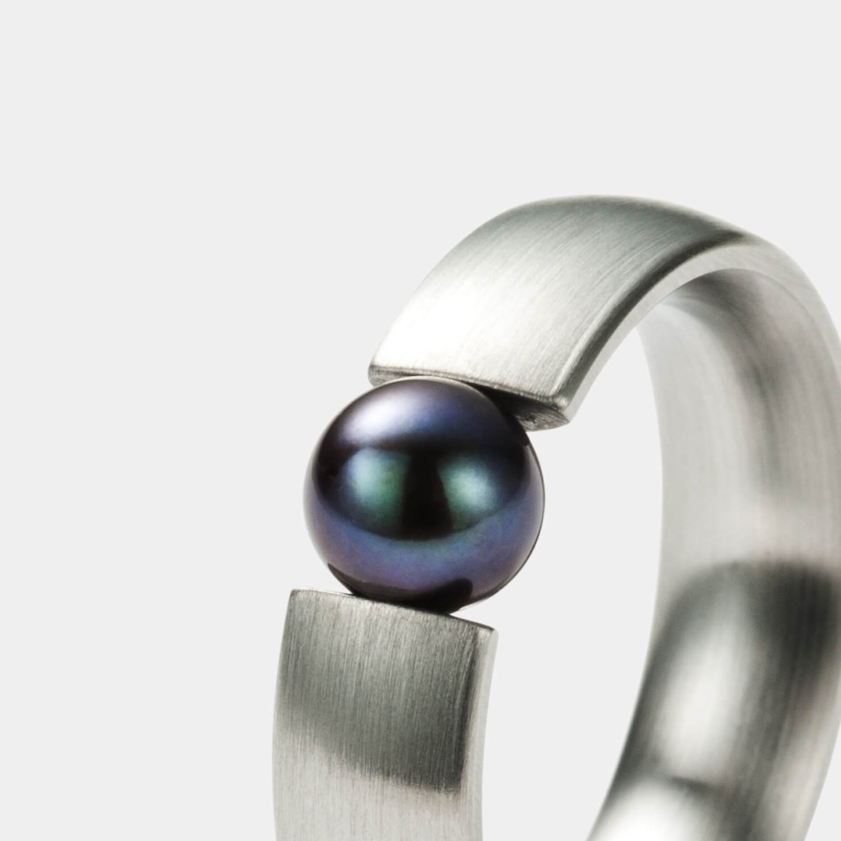 Sphere Spannring, Süßwasserperle