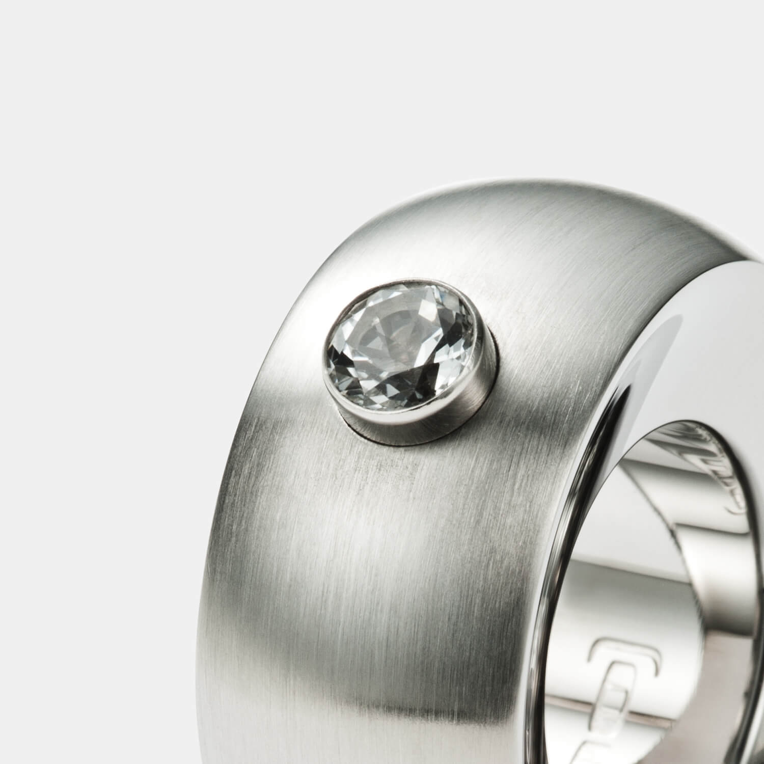 Statement Ring