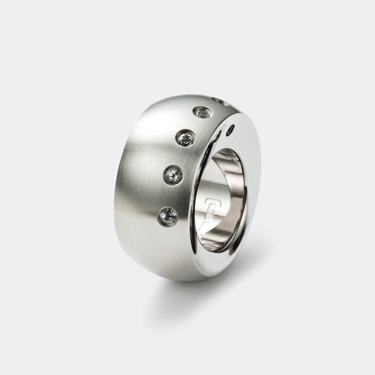 Statement Ring