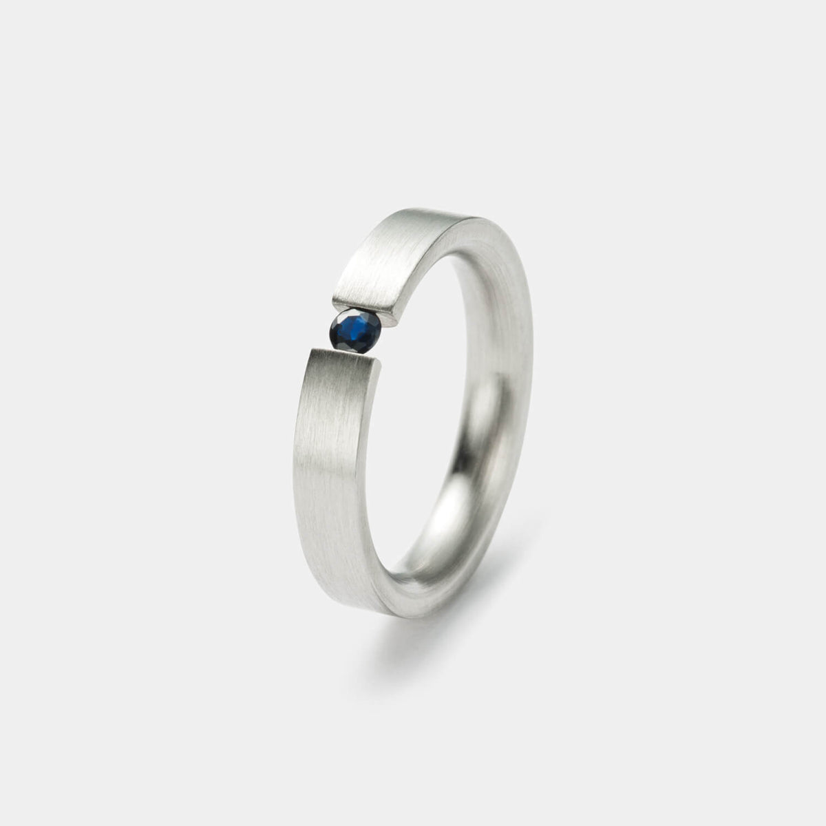 Symphony Spannring, Blausaphir