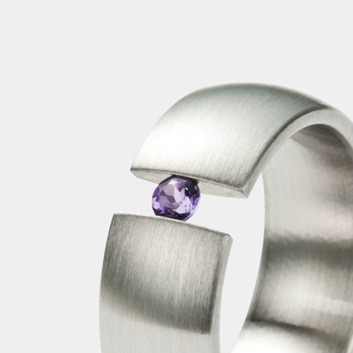 Symphony Spannring, Amethyst