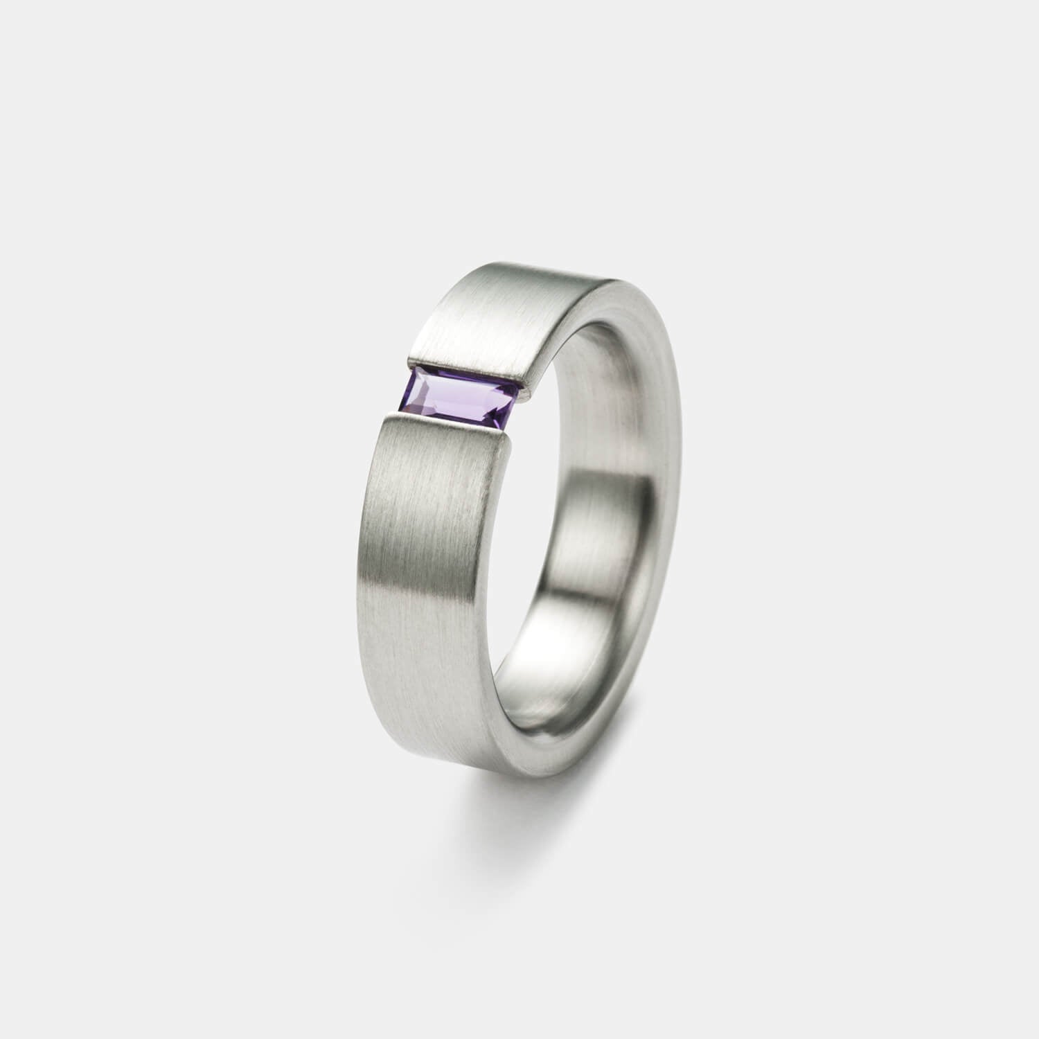 Symphony Spannring, Amethyst