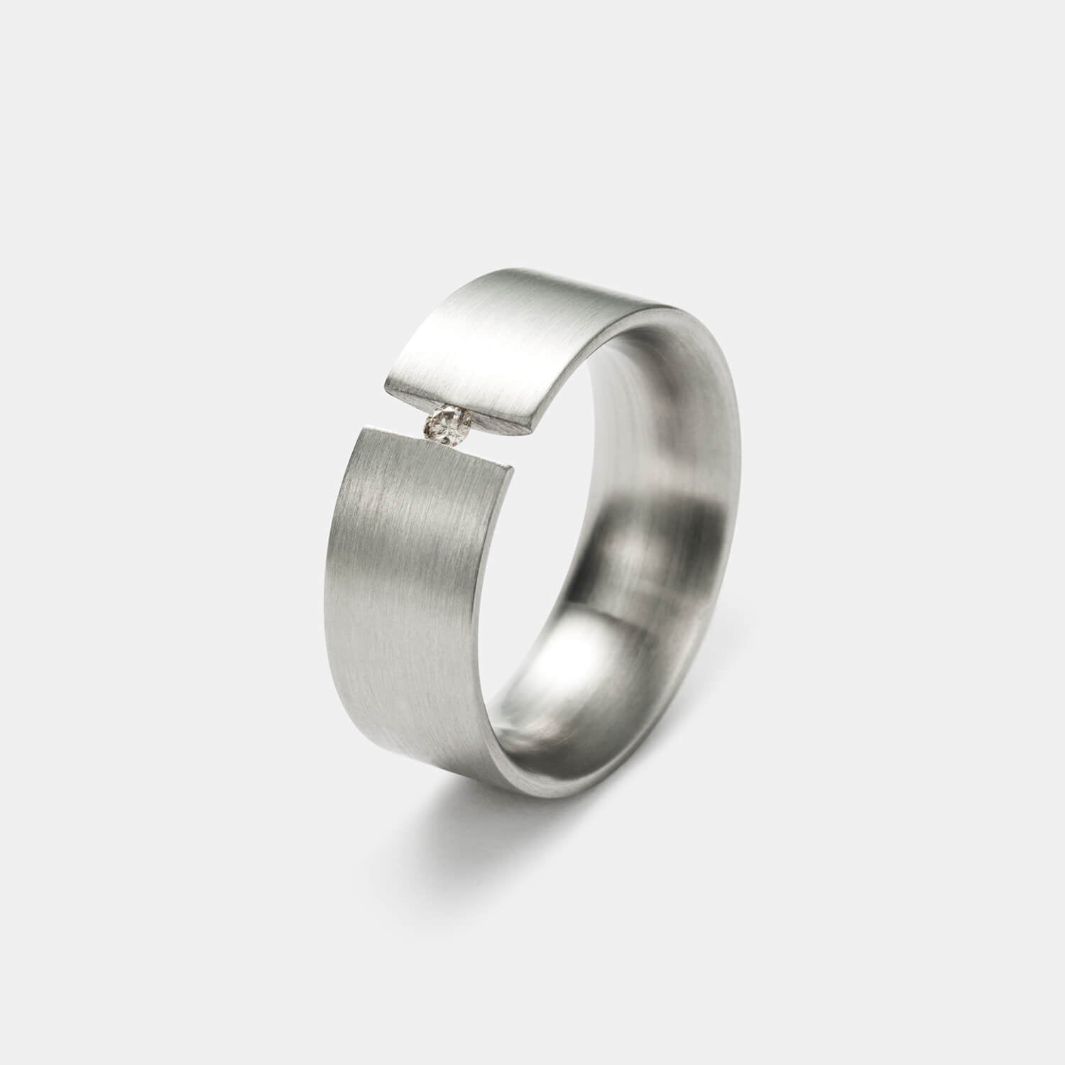 Symphony Spannring, Diamant