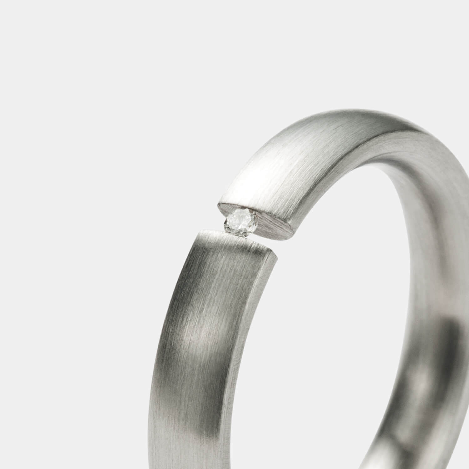 Symphony Spannring, Diamant