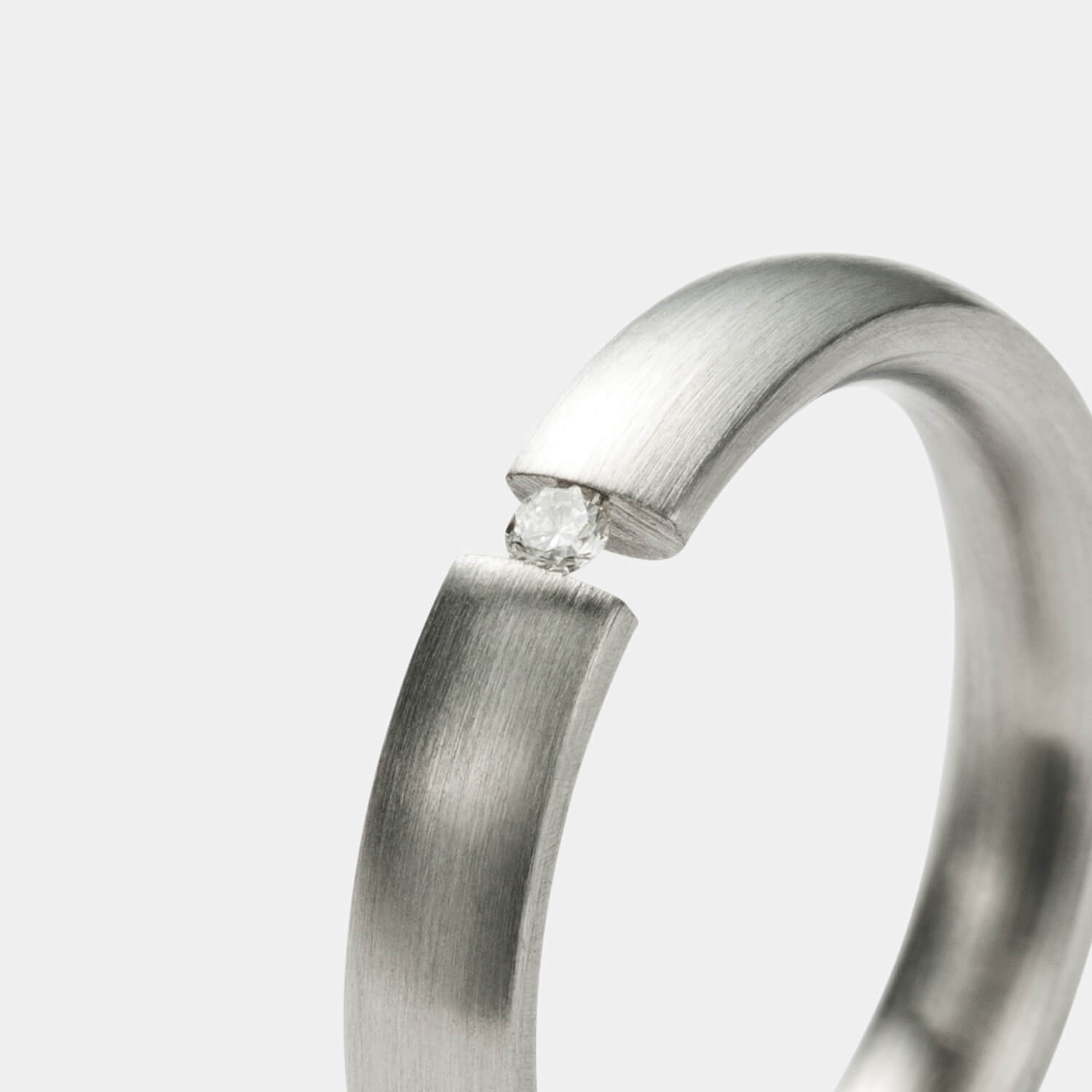 Symphony Spannring, Diamant