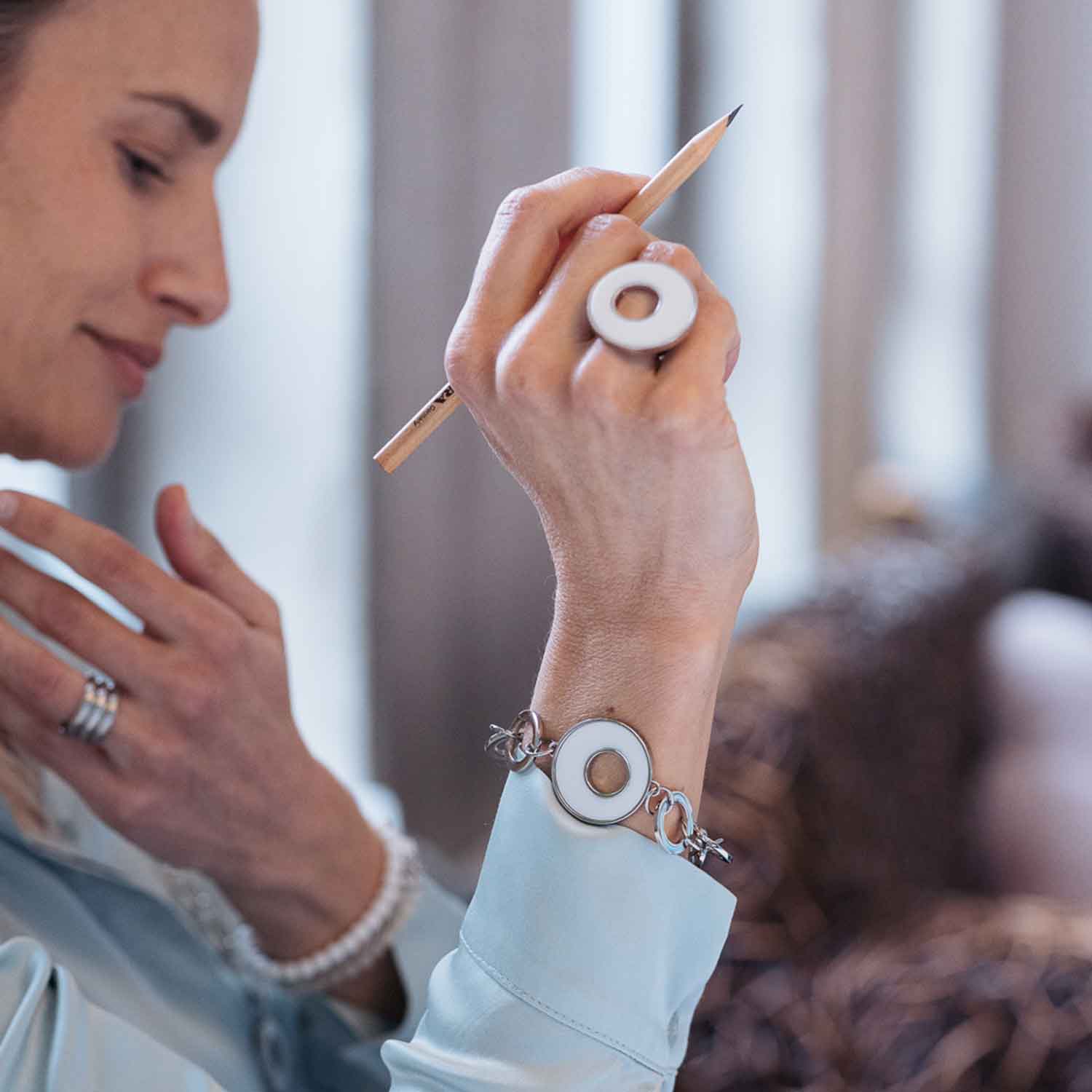 White Nights Ring, Achat