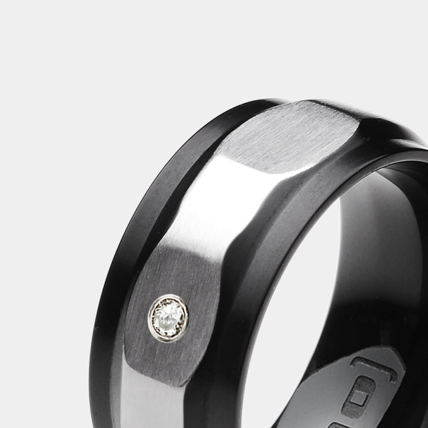 Edgy Ring, Diamant