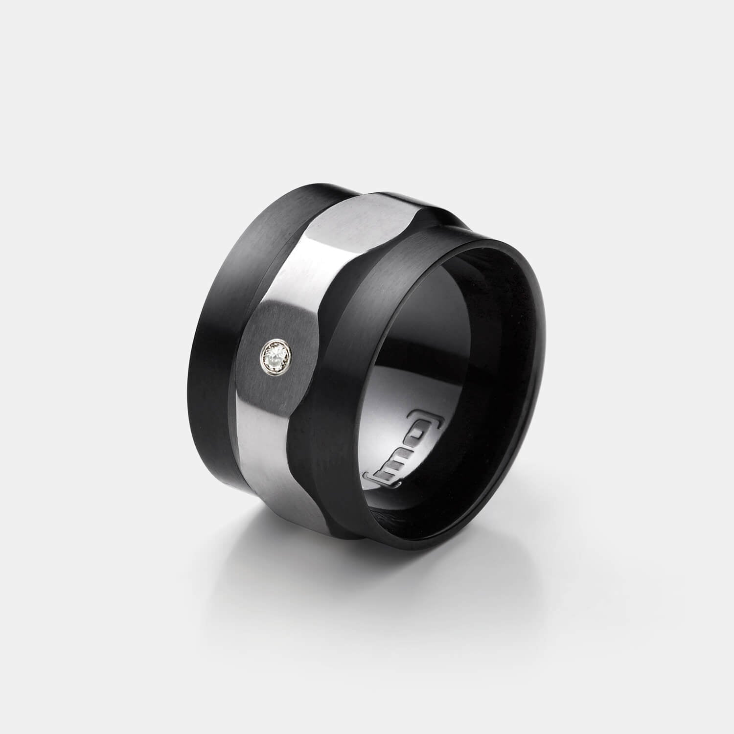 Edgy Ring, Diamant