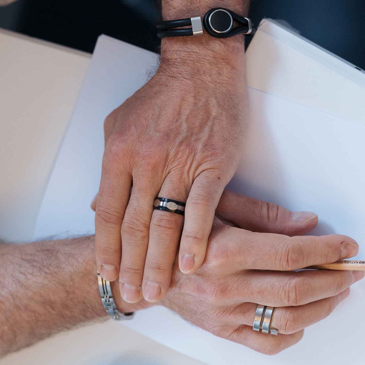 Edgy Ring