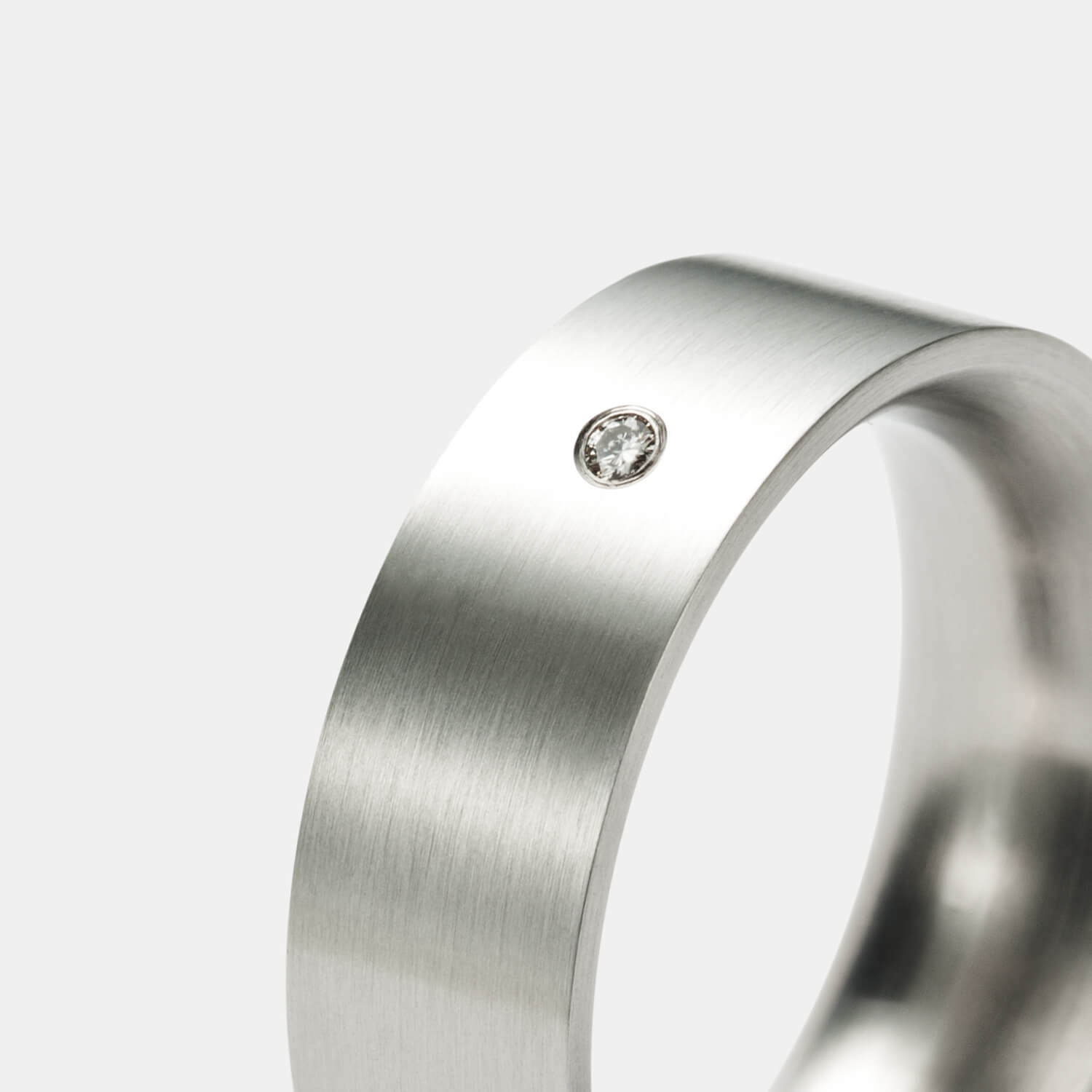 Pure Ring, Diamant