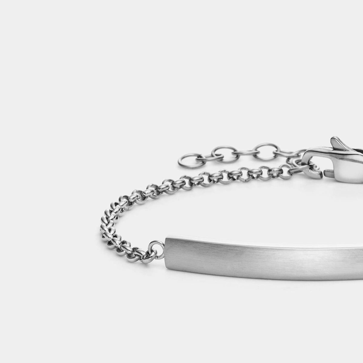 Lunar Armband
