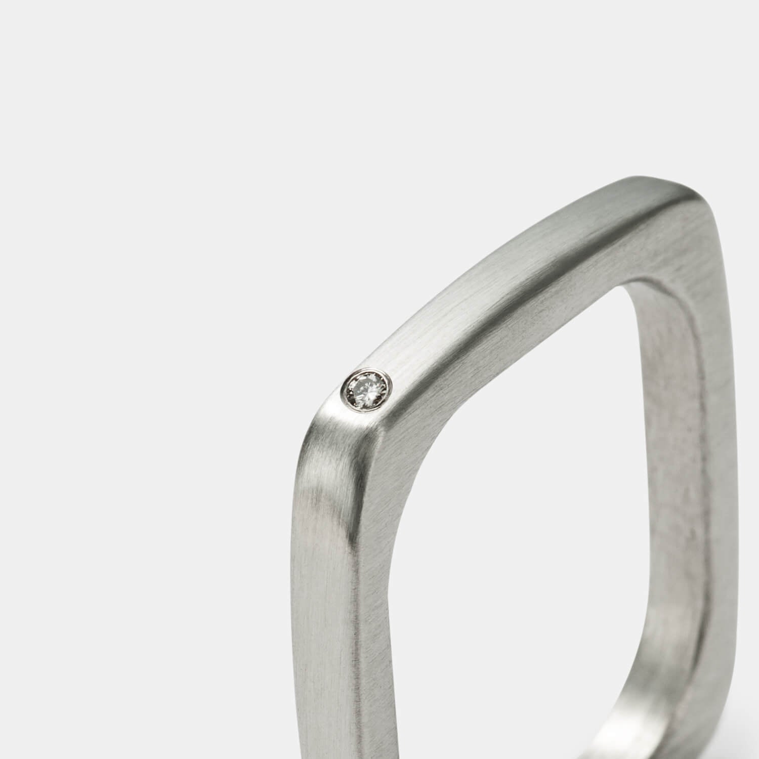Pure Ring, Diamant